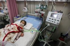 طفلة مريضة في قطاع غزة.jpg