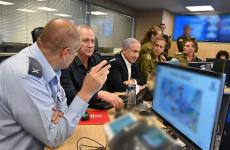 كوخافي ونتنياه وغانتس يتابعون العدوان على غزة (1).jpeg