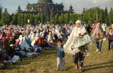 موعد عيد الفطر 2021 في إندونيسيا
