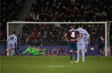 هدف ليفانتي الأول