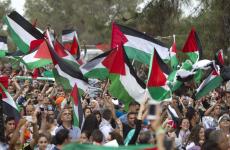 مسيرة أعلام فلسطينية.jpg
