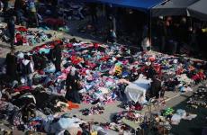 سوق البالة في النصيرات ملابس مستعملة 4.jpg