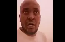 فيديو يوثق أخر لحظات الشاب عبد الرحمن السيد عبد الله الذي توفي عطشا في صحراء السودان.webp