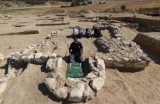 مسجد قديم في رهط.jpg