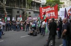 مظاهرة احتجاجية في الأرجنتين تضامنا مع الشعب الفلسطيني.jpeg