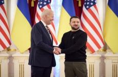 شبيه زيلينكسي.jpg