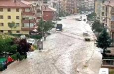 فيضانات-مدمرة-تجتاح-جنوب-تركيا-وتوقع-قتلى.jpg