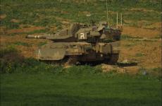 دبابة اسرائيلية على حدود غزة.jpg