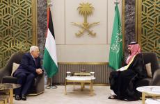 الرئيس محمود عباس وولي العهد السعودي محمد بن سلمان.jpg