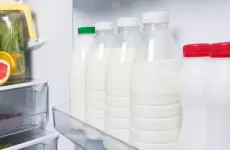 تخزين الحليب.webp