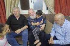 وفد من المكتب السياسي لحركة الجهاد يزور عائـلة الشهيد الأسود بدمشق.jpg