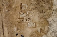 العثور على 5 قبور أثرية شمال غزة.jpeg