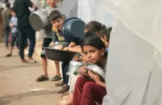 نازحون أطفال غزة - الحرب ضد غزة.webp