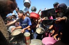 تكية .. أطفال .. طعام .. الجوع .. جوع اطفال غزة 15.jfif