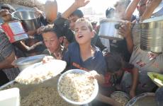 تكية – مجاعة – أطفال – الحرب على غزة – جوع – طعام التكية 3.jfif