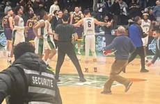 خلال المباراة.jpg