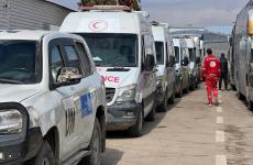 سفر المرضى مرضى من المستشفى الأوروبي عبر معبر رفح ضمن المرحلة الأولى من اتفاق وقف إطلاق النار بغزة (5).jfif