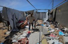 أثار الدمار الذي استهدف خيمة داخل مستشفى الأقصى 1.jfif