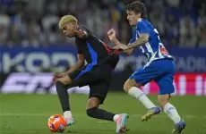 من لقاء اسبانيول و برشلونة