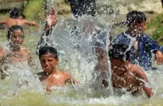 كيف يمكن التعامل مع موجات الحر المتكررة؟