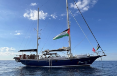 السفية مادلين لفك الحصار عن غزة