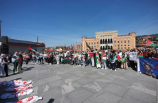 وقفة احتجاجية في البوسنة والهرسك تنديدًا بحرب الإبادة على غزة.png