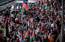 مظاهرة في العاصمة الماليزية كوالالمبور تنديدا باعتراض أسطول الصمود