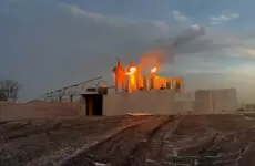 عيد الحانوكا فوق مستشفى الانمدونيسي.webp