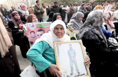 أهالي الأسرى الفلسطينيين في سجون الاحتلال