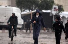 منخفض جوي .. الأمطار تغرق الخيام " أرشيفية "