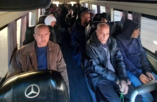 أهالي الداخل المحتل يتوافدون للأقصى.png