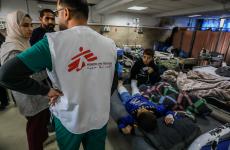 أطباء بلا حدود في غزة.jpg