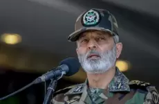 رئيس هيئة الأركان العامة للقوات المسلحة الإيرانية، اللواء عبد الرحيم موسوي.webp