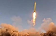 صاروخ إيراني عنقودي.jpg