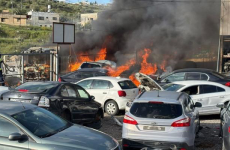 مستوطنون يحرقون مركبات بالضفة