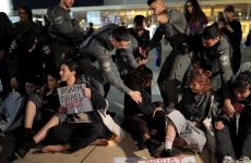 خلال قمع تظاهرة في تل أبيب.jpg