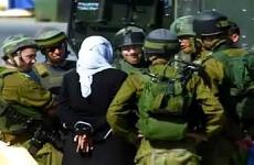 الاحتلال يعتقل النساء - اعتقال
