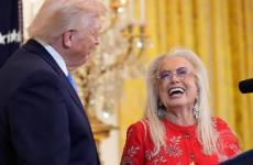 ميريام أديلسون وترامب.jpg