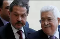محمود عباس ونجله.webp
