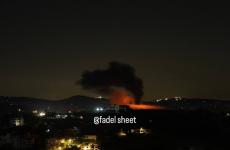 نيران مشتعلة جنوب لبنان يعتقد انها لدبابة إسرائيلية