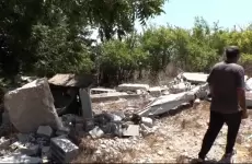 مستوطنون يحرقون مقهى