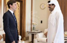 أمير قطر يستقبل كوشنر في الدوحة.jpg