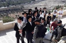 مستوطنون يقتحمون مقبرة الرحمة القدس