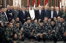 رئيس الحكومة اللبنانية تمام سلام لدى استقبال العسكريين المفرج عنهم