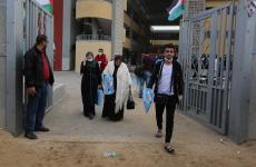 مواطنون يغادورن الحجر الصحي في غزة