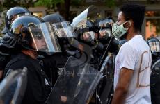 الشرطة في مواجهة الاحتجاجات بأمريكا
