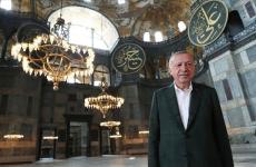 أردوغان يتفقد "آيا صوفيا" 