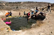 مسبح بالخليل.JPG