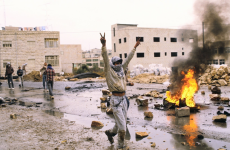 انتفاضة الحجارة.png