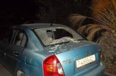 مستوطنون يرشقون مركبات المواطنين بالحجارة